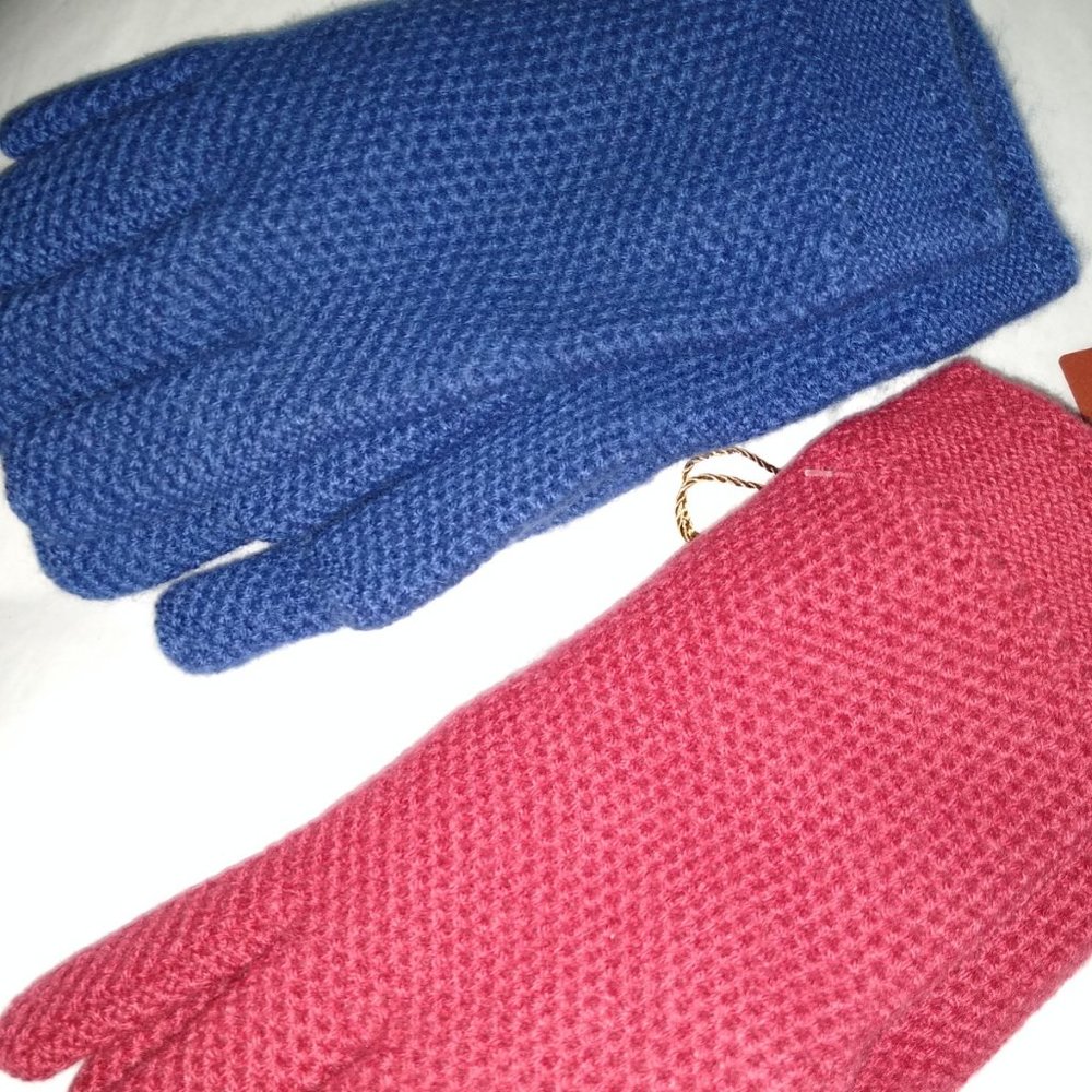 NWT Loro Piana cashmere gloves S and M